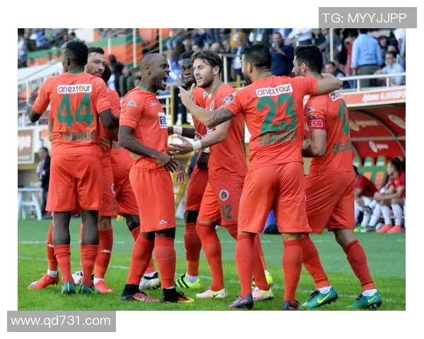 卡拉曼马士邦与阿兰亚斯堡激战正酣谁能在这场较量中笑到最后